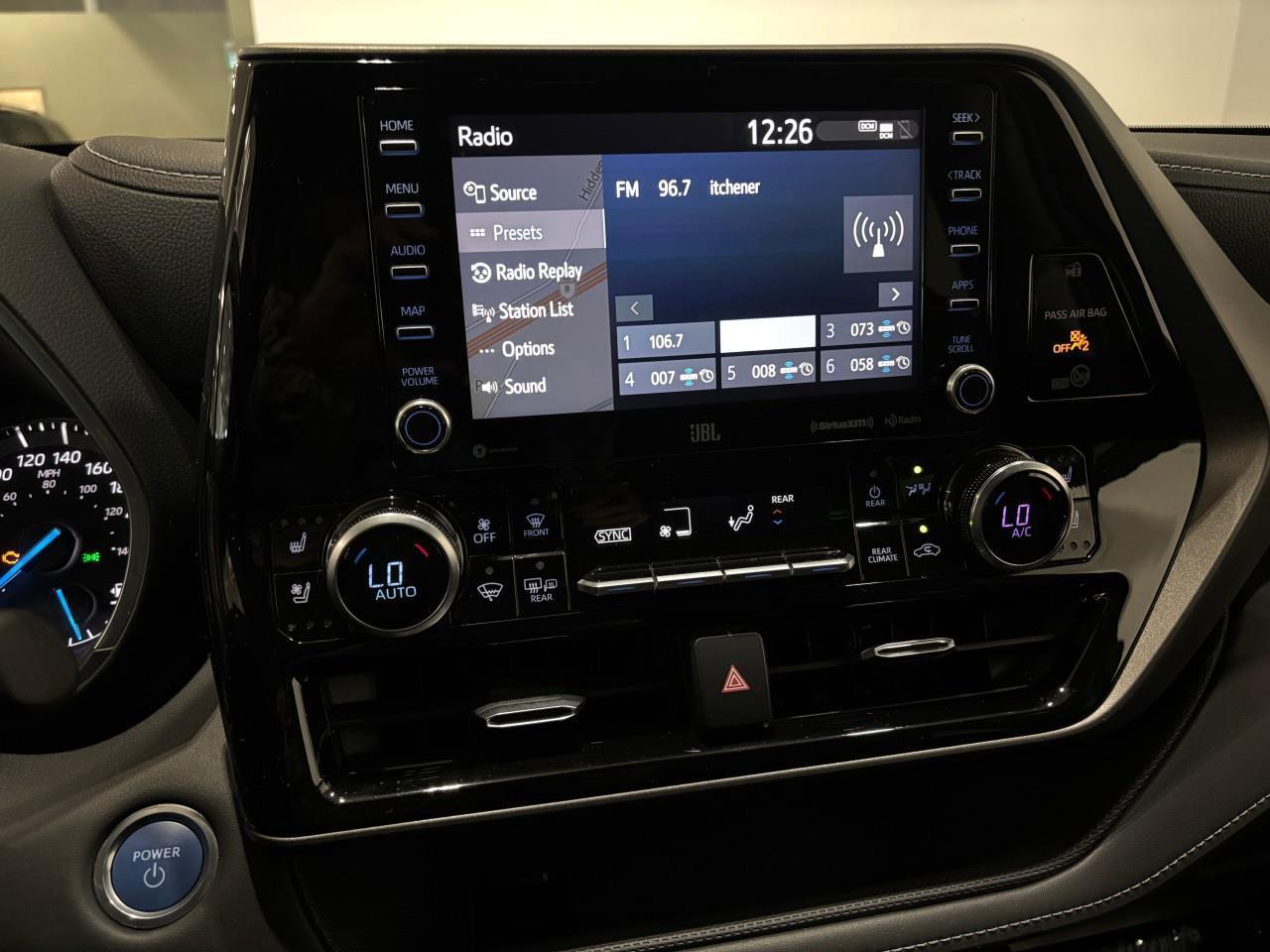 2020 Toyota Highlander Hybrid LIMITED Photo