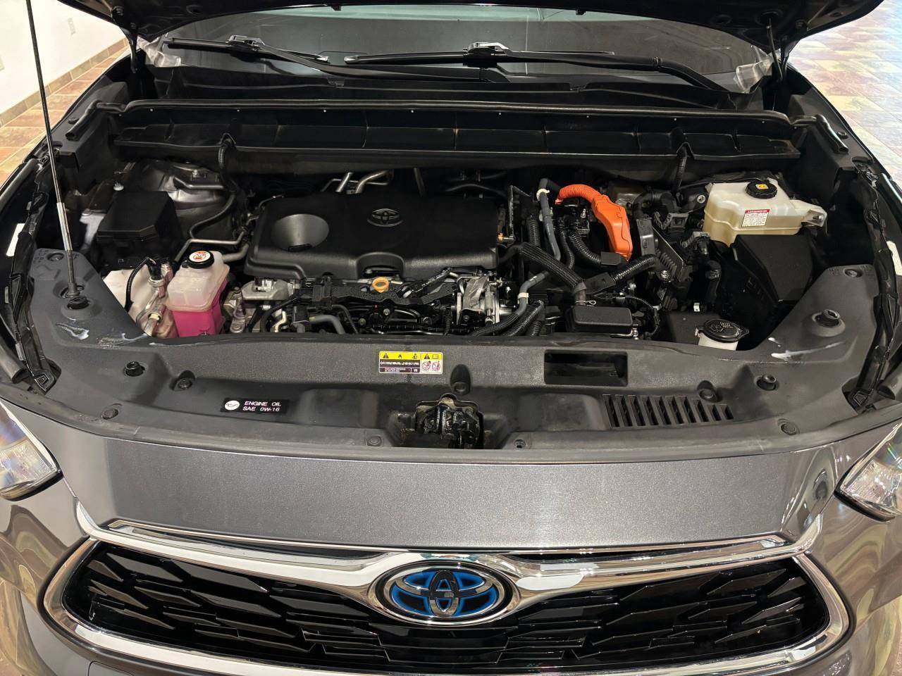 2020 Toyota Highlander Hybrid LIMITED Photo