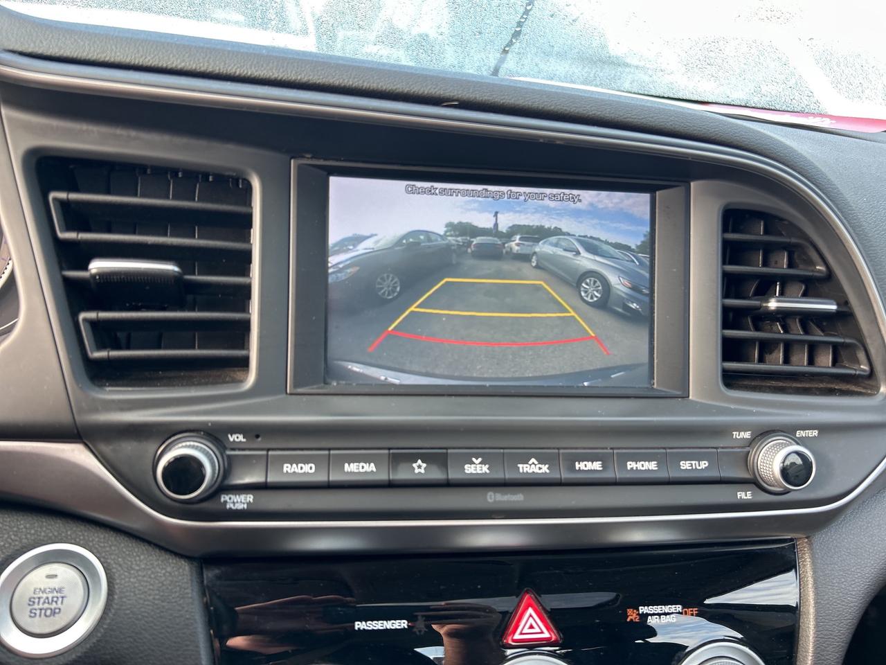 2019 Hyundai Elantra PREFERRED, CLEAN CARFAX, SUNROOF, HEATED SEATS! Photo