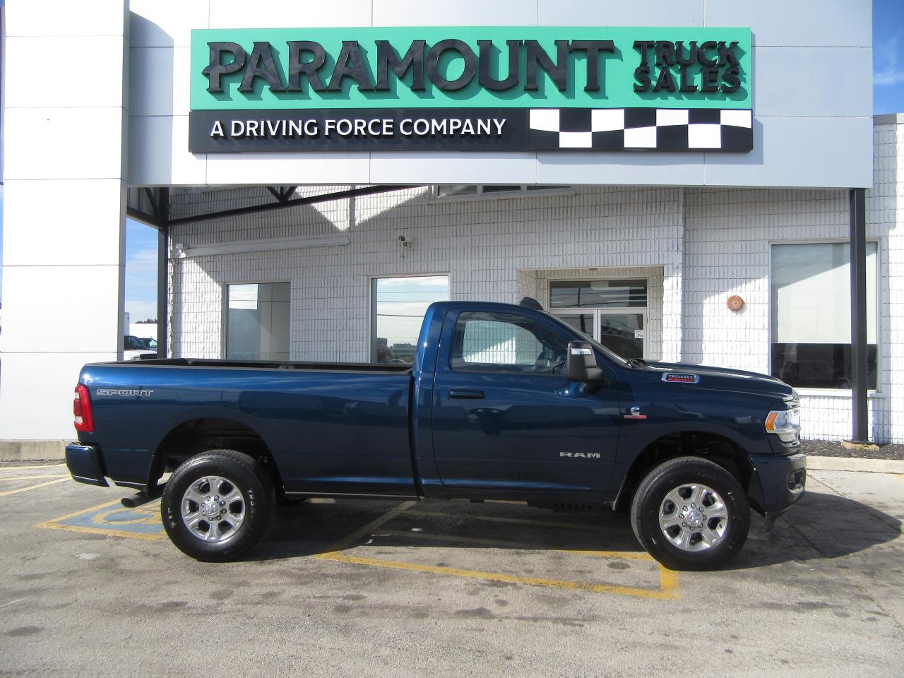 2024 RAM 3500 4X4 REGULAR CAB DIESEL BIG HORN Photo