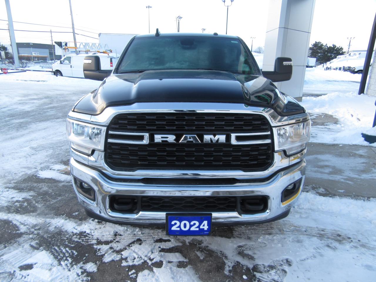 2024 RAM 3500 4X4 REGULAR CAB DIESEL BIG HORN Photo