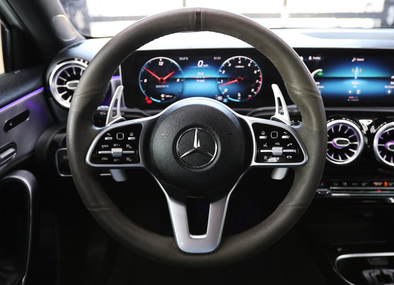 2019 Mercedes-Benz A-Class 4MATIC-AMG/B CAM/CARPLAY/ADAPT CRUISE/PANO ROOF/ME Photo