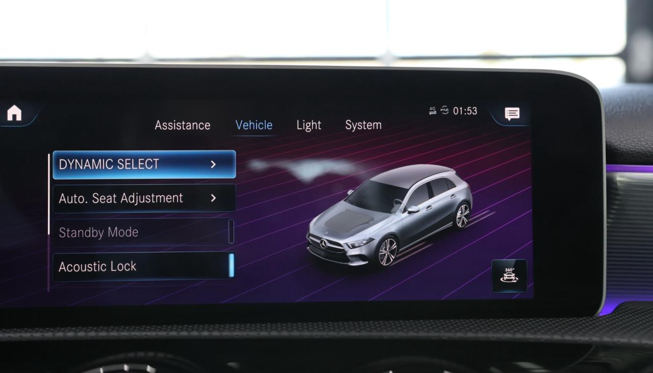 2019 Mercedes-Benz A-Class 4MATIC-AMG/B CAM/CARPLAY/ADAPT CRUISE/PANO ROOF/ME Photo