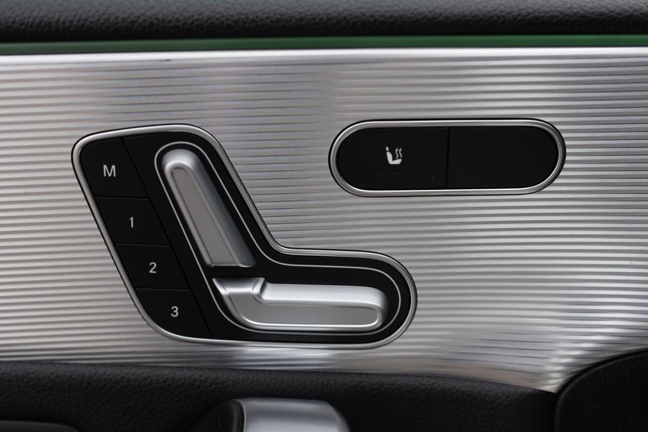 2019 Mercedes-Benz A-Class 4MATIC-AMG/B CAM/CARPLAY/ADAPT CRUISE/PANO ROOF/ME Photo