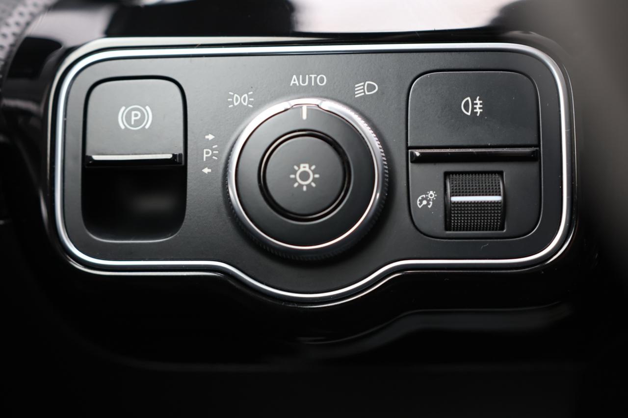 2019 Mercedes-Benz A-Class 4MATIC-AMG/B CAM/CARPLAY/ADAPT CRUISE/PANO ROOF/ME Photo