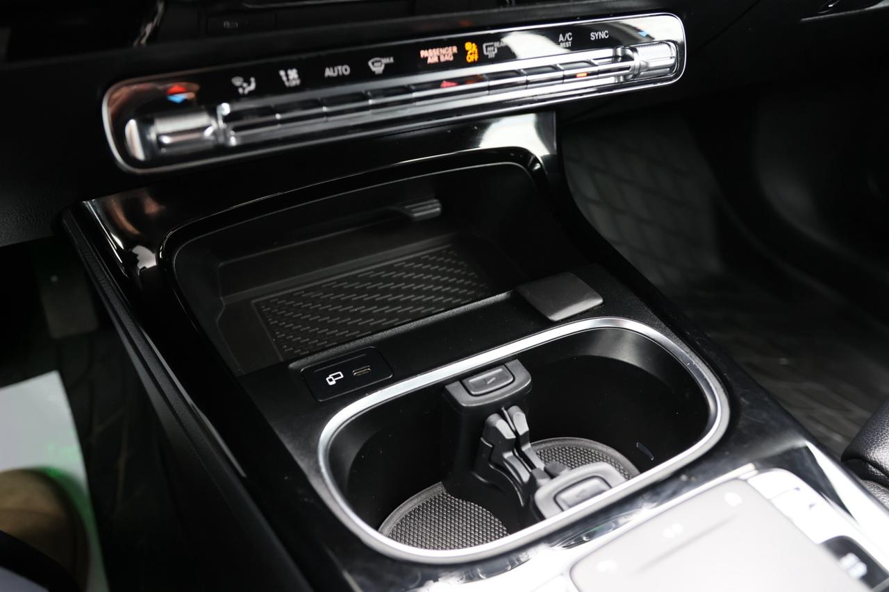 2019 Mercedes-Benz A-Class 4MATIC-AMG/B CAM/CARPLAY/ADAPT CRUISE/PANO ROOF/ME Photo