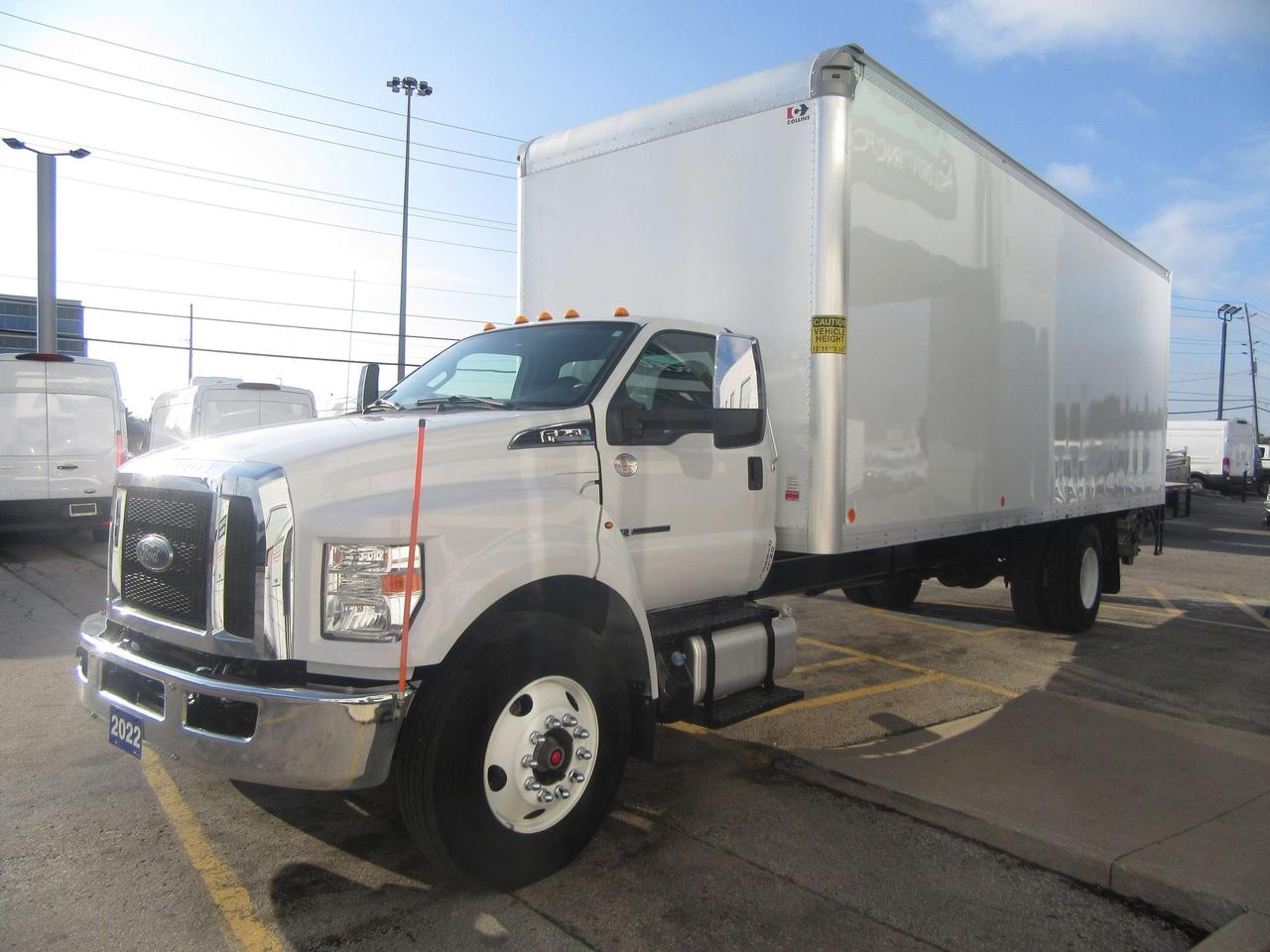 2022 Ford Super Duty F-750 Tractor DIESEL 26 FT ALUMINUM BOX & LARGE POWER LIFTGATE Photo