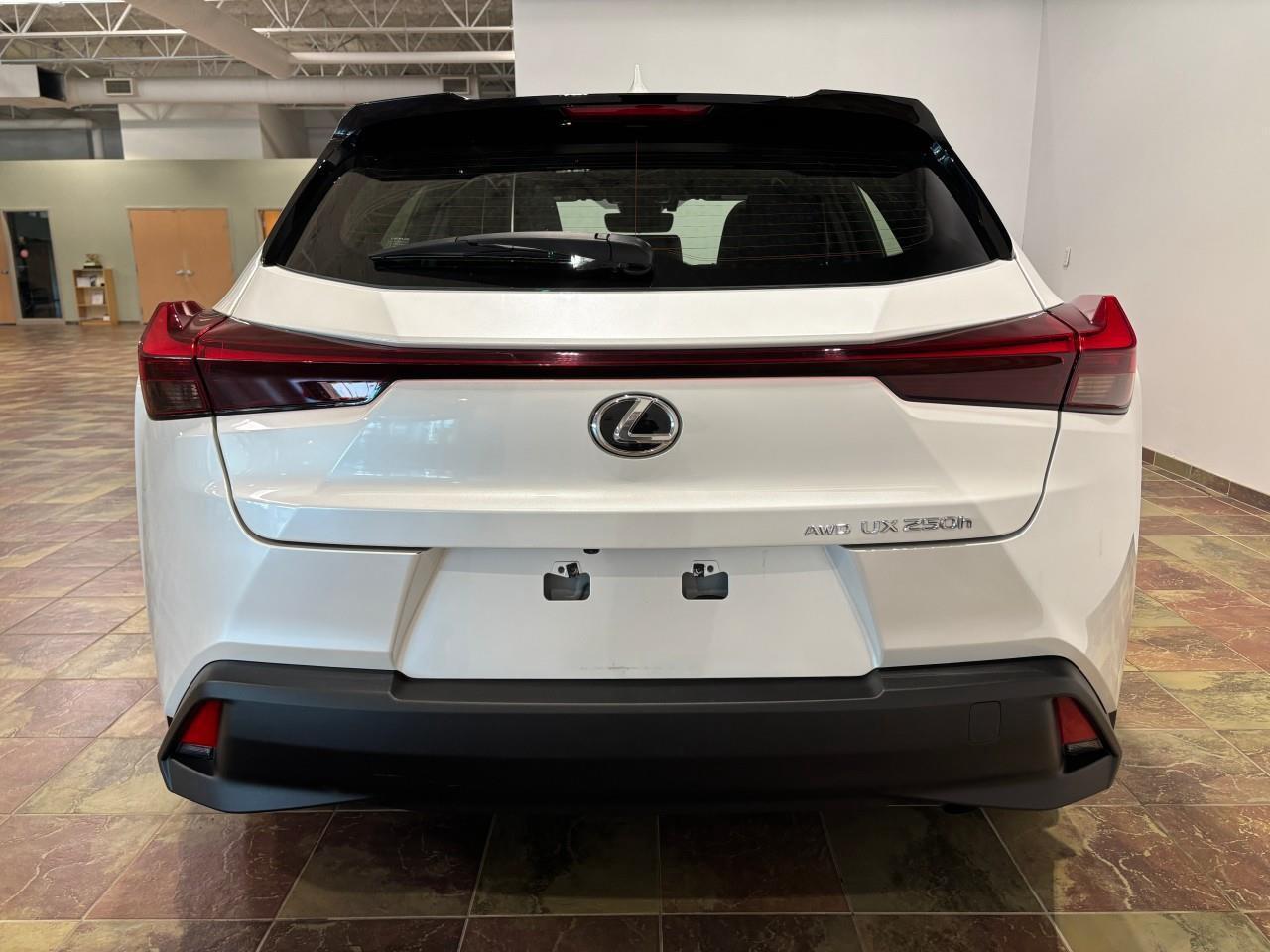 2024 Lexus UX 250H PREMIUM PACKAGE   LEXUS CERTIFIED PRE-OWNED   CARF Photo