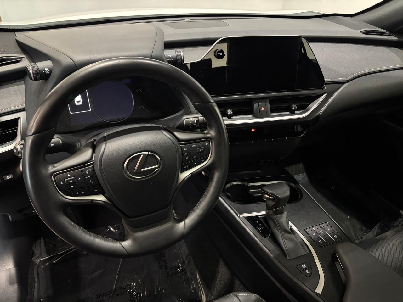 2024 Lexus UX 250H PREMIUM PACKAGE   LEXUS CERTIFIED PRE-OWNED   CARF Photo