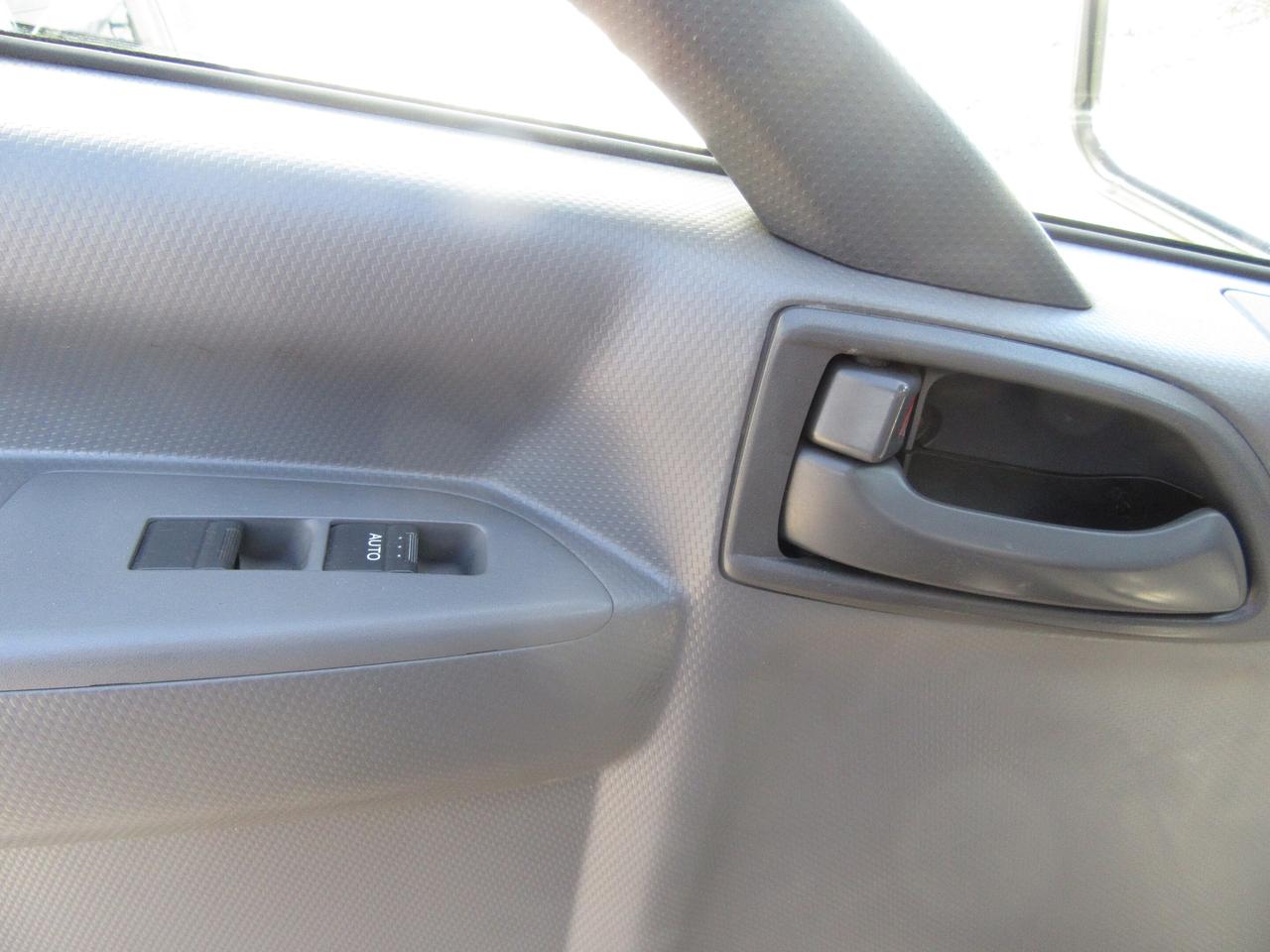 2020 Isuzu NRR DIESEL WITH 20 FT ALUMINUM FLAT DECK & SLAB RACK Photo