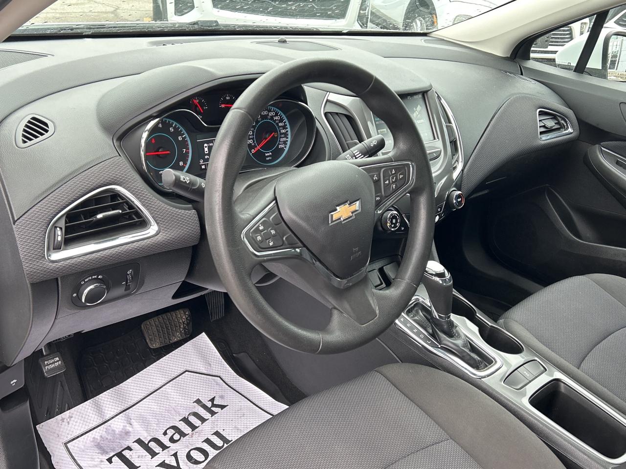 2017 Chevrolet Cruze 4dr Sdn 1.4L LT w-1SD Photo