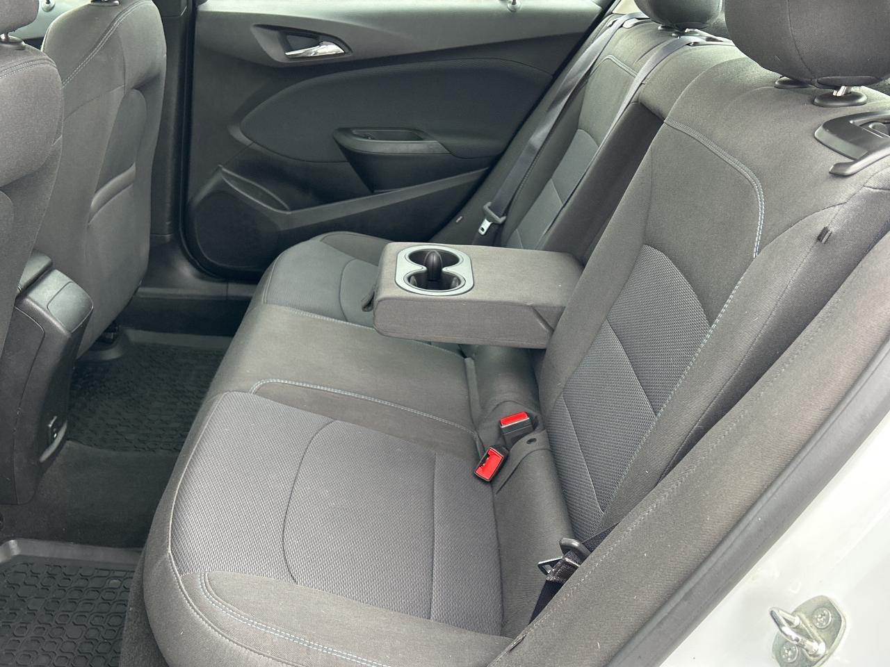 2017 Chevrolet Cruze 4dr Sdn 1.4L LT w-1SD Photo