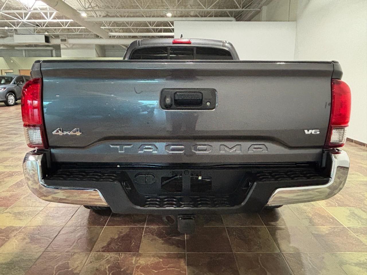 2018 Toyota Tacoma SR5 Photo