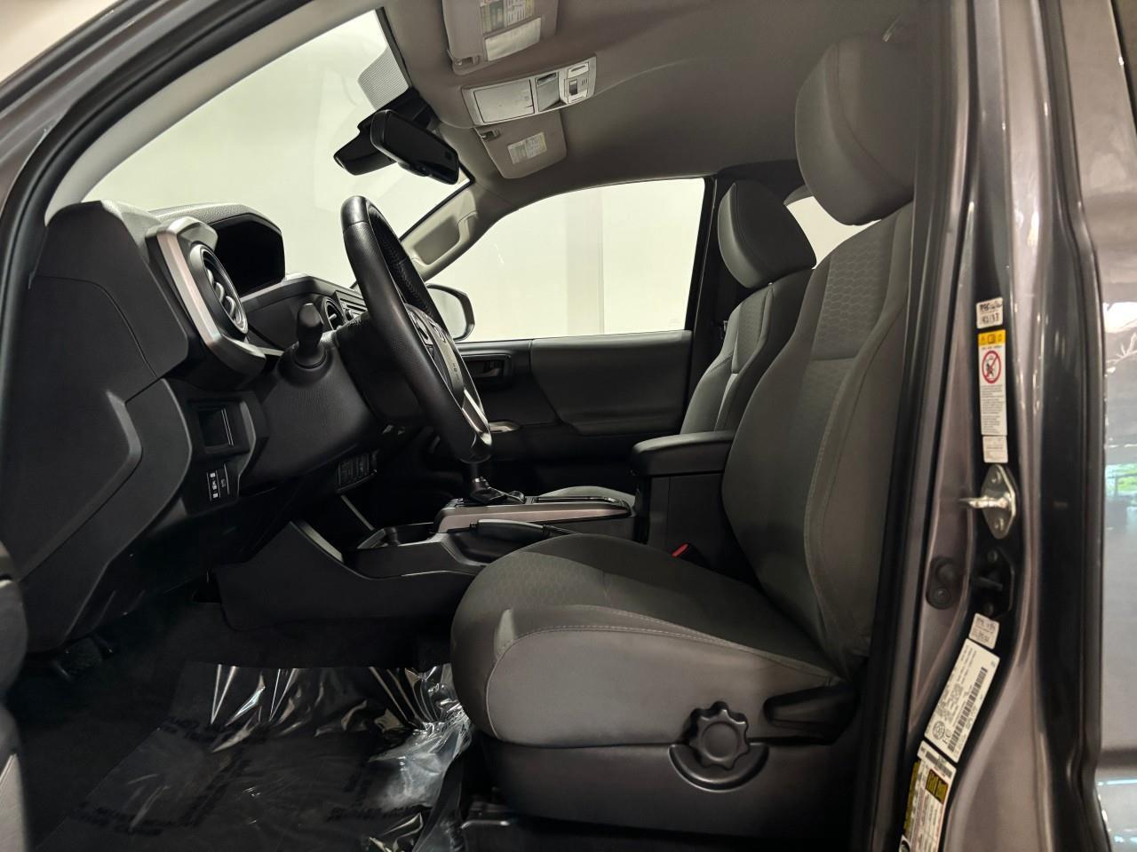 2018 Toyota Tacoma SR5 Photo