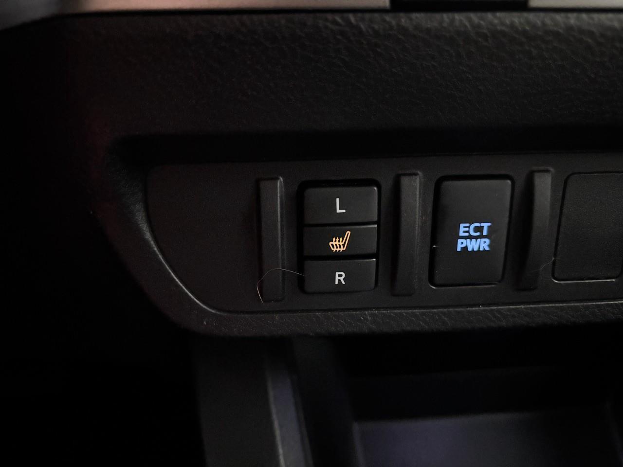 2018 Toyota Tacoma SR5 Photo