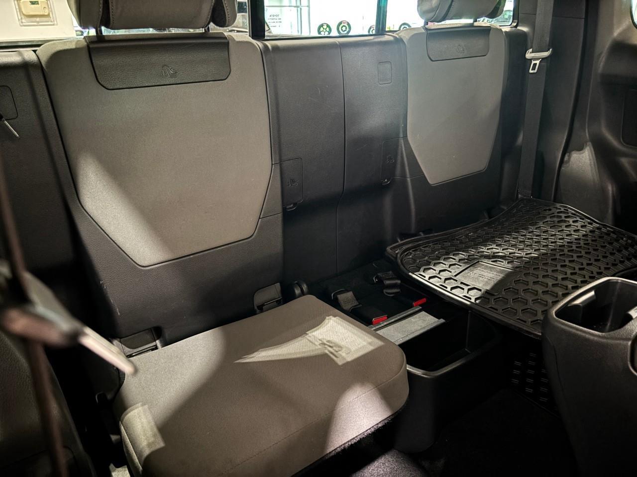 2018 Toyota Tacoma SR5 Photo