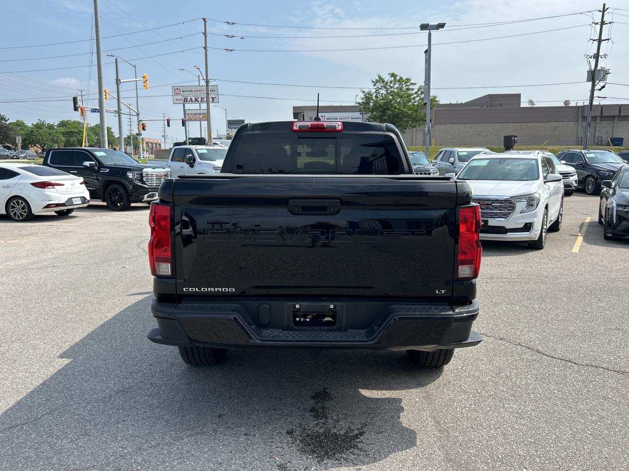 2023 Chevrolet Colorado 4WD Crew Cab LT Photo