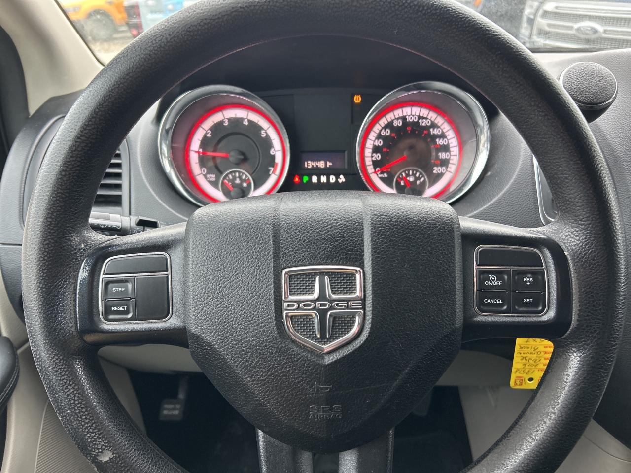 2016 Dodge Grand Caravan SE, QUAD SEATS! Photo