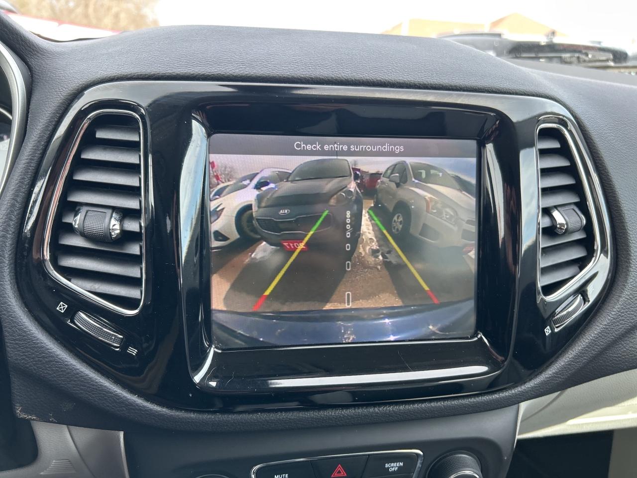 2019 Jeep Compass LIMITED, CLEAN CARFAX, REMOTE START! Photo