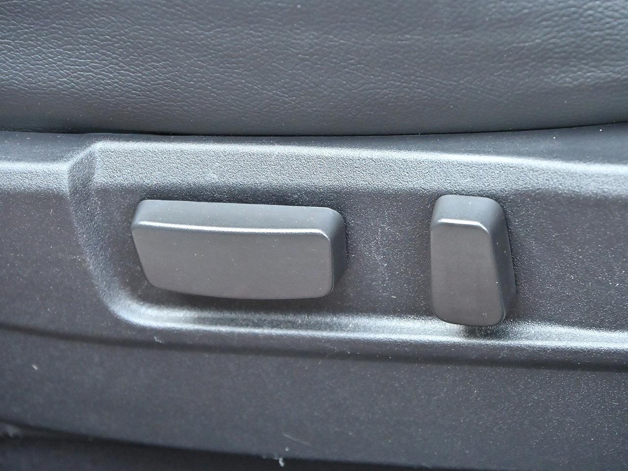 2023 Mitsubishi RVR SE AWC ~Heated Leather ~Moonroof ~Bluetooth ~Cam Photo