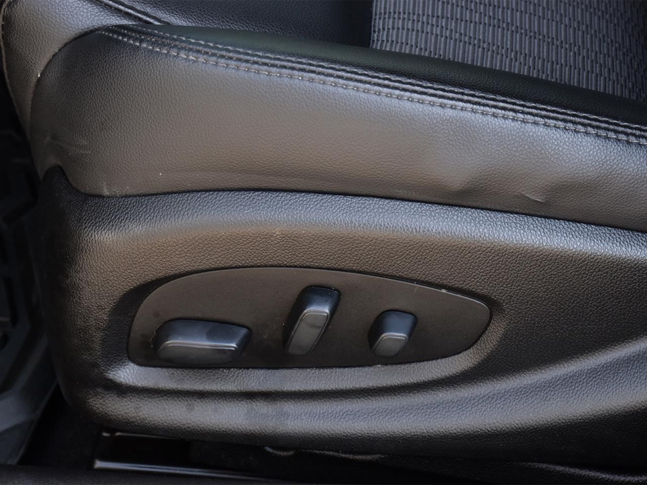 2019 Chevrolet Impala LT ~Leather ~Power Seat ~Bluetooth ~Camera ~Alloys Photo