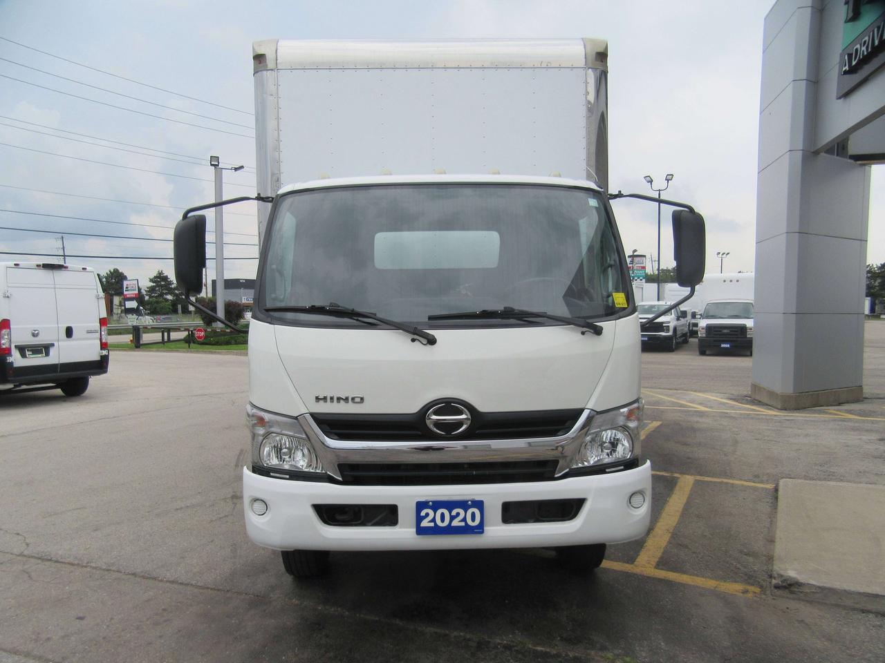 2020 Hino 195 DIESEL 20FT HIGH & WIDE BOX WITH POWER LIFTGATE Photo