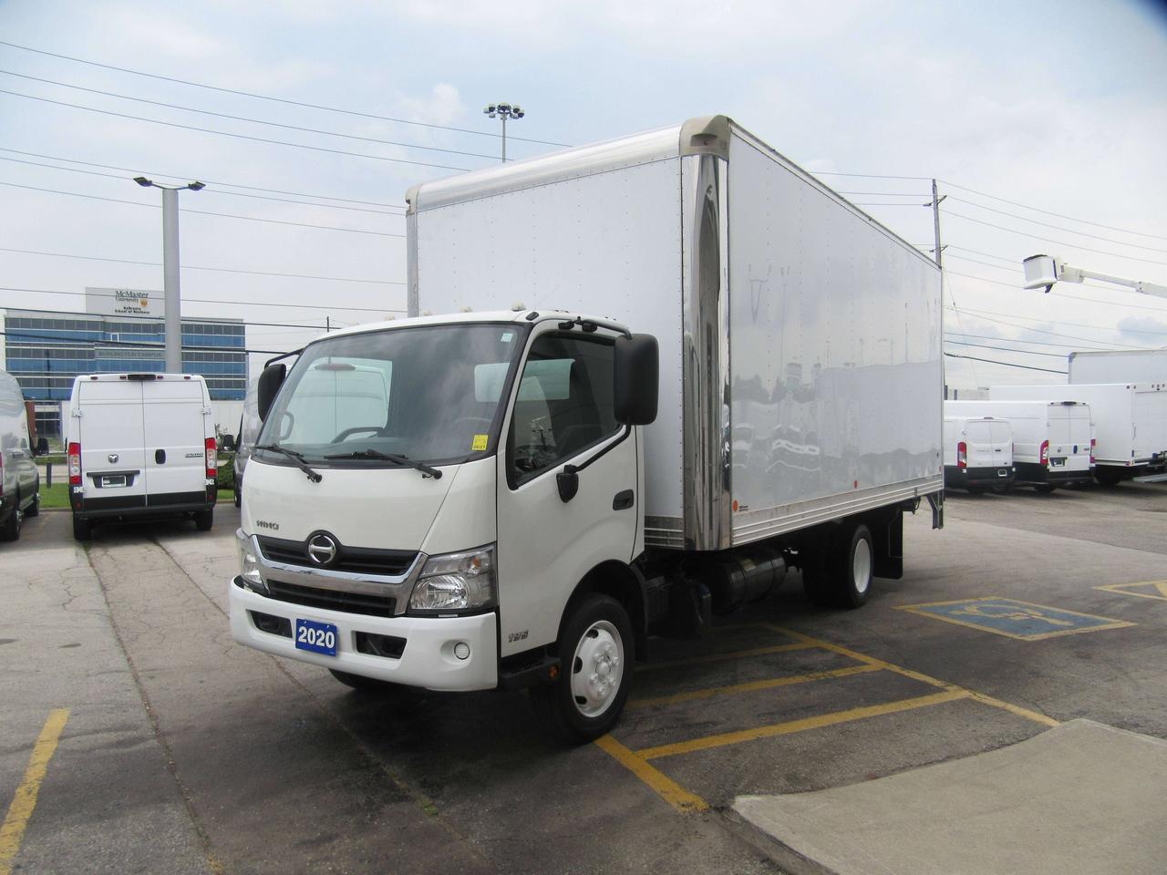 2020 Hino 195 DIESEL 20FT HIGH & WIDE BOX WITH POWER LIFTGATE Photo