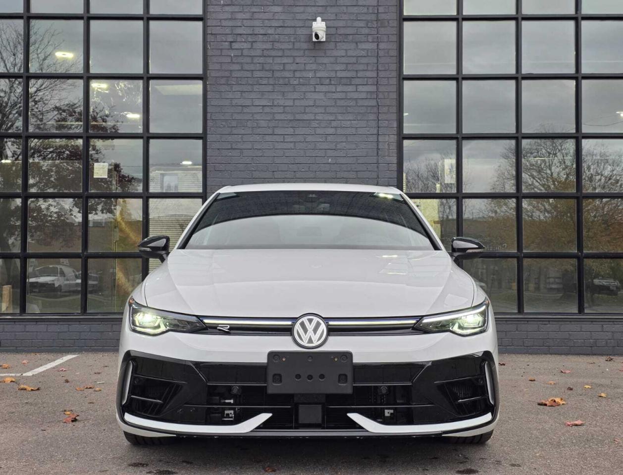 2025 Volkswagen Golf R DSG Photo