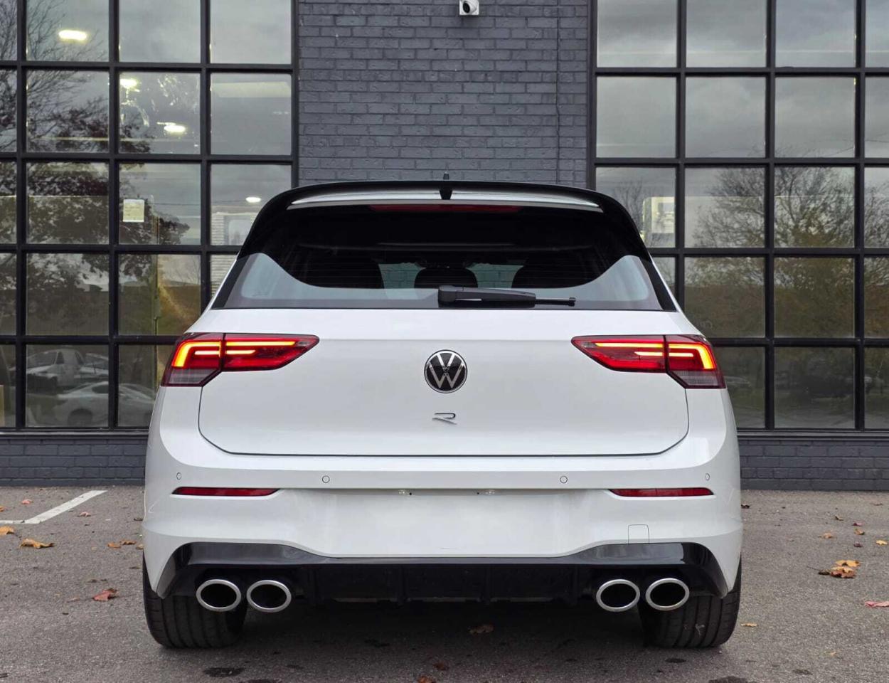 2025 Volkswagen Golf R DSG Photo