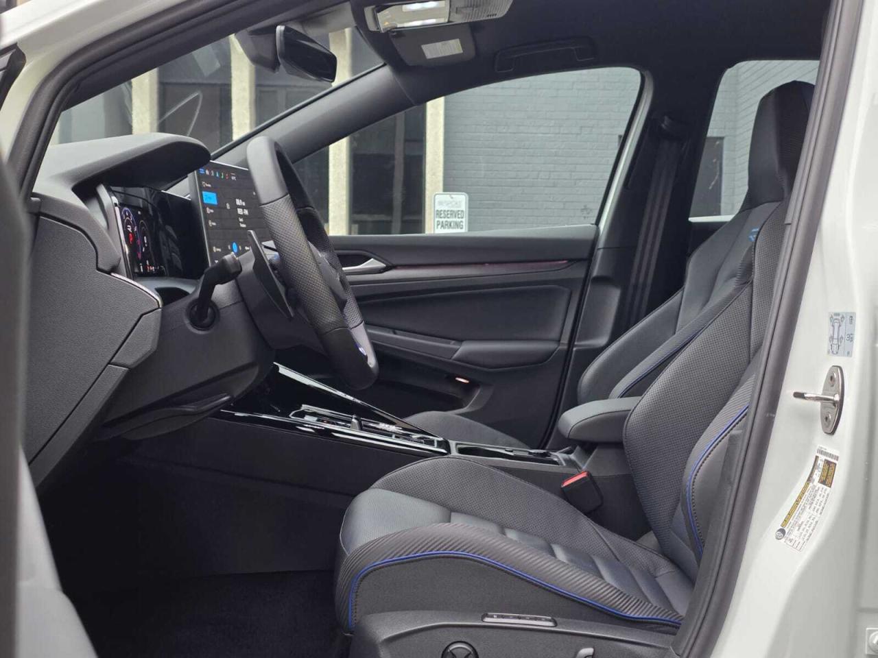 2025 Volkswagen Golf R DSG Photo