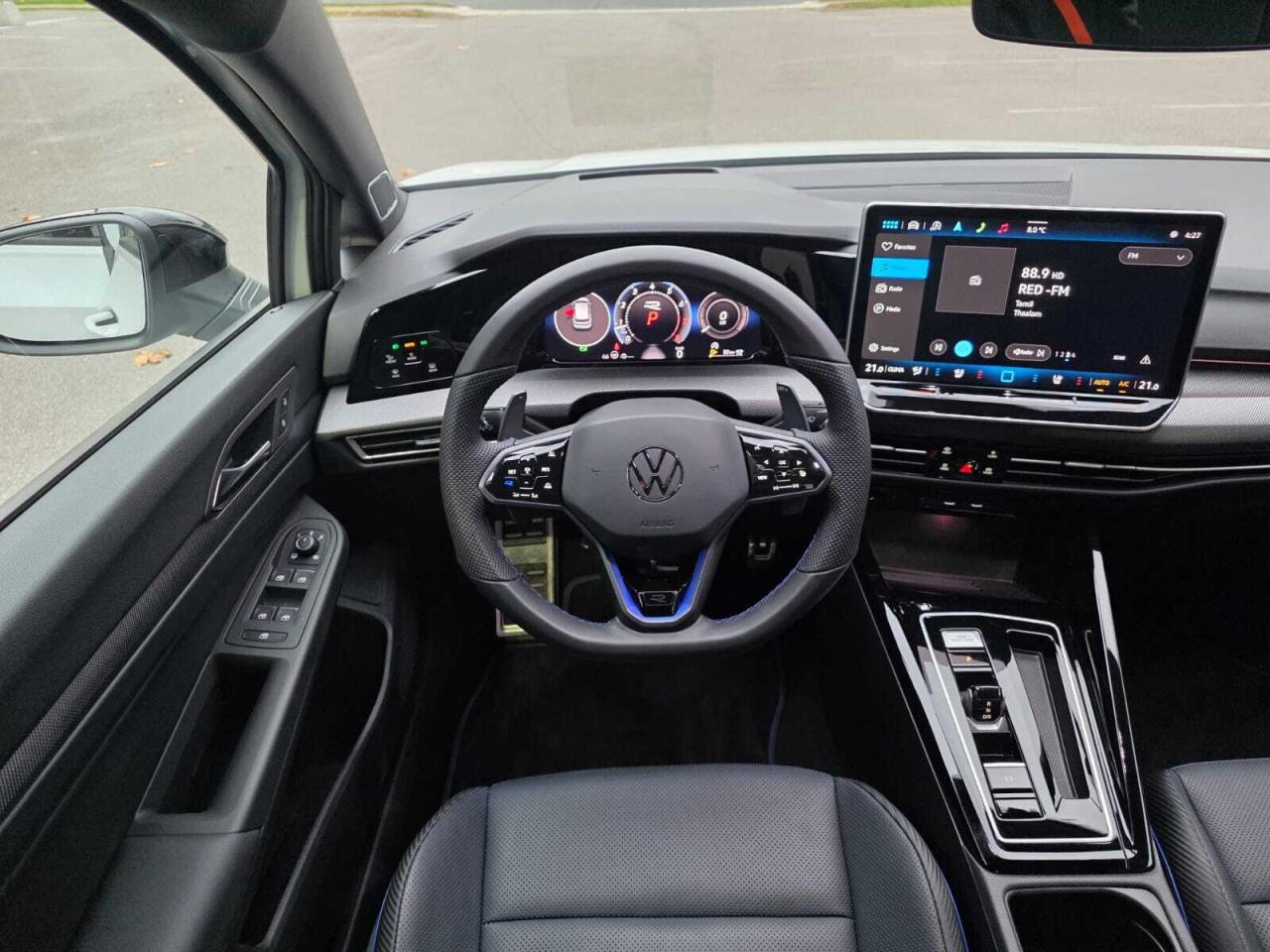 2025 Volkswagen Golf R DSG Photo