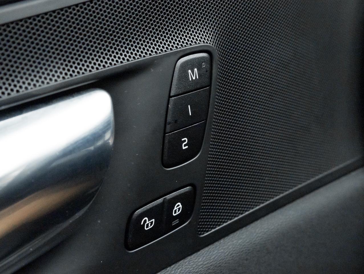 2021 Volvo XC60 Plug-In Hybrid Recharge T8 eAWD PHEV Inscription Exp  CPO Photo