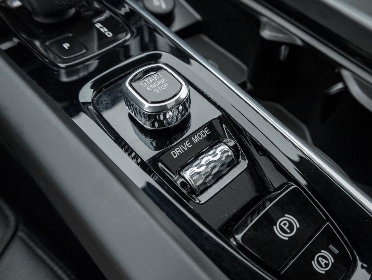 2021 Volvo XC60 Plug-In Hybrid Recharge T8 eAWD PHEV Inscription Exp  CPO Photo