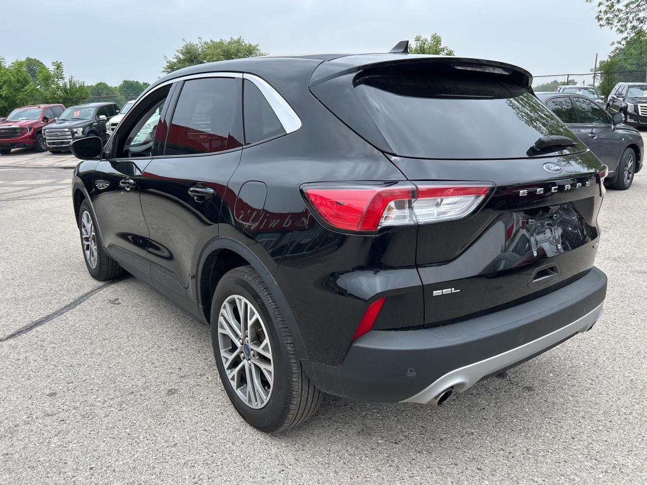 2022 Ford Escape SEL, CLEAN CARFAX, HEATED LEATHER, REMOTE START! Photo