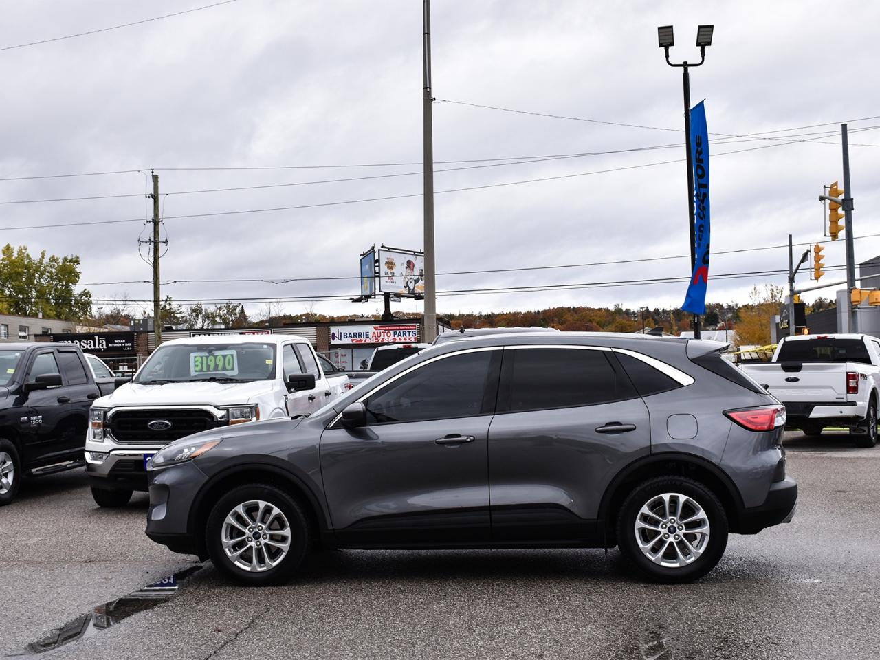 2021 Ford Escape SE AWD ~Nav ~Cam ~Heated Seats ~Bluetooth ~Alloys Photo3