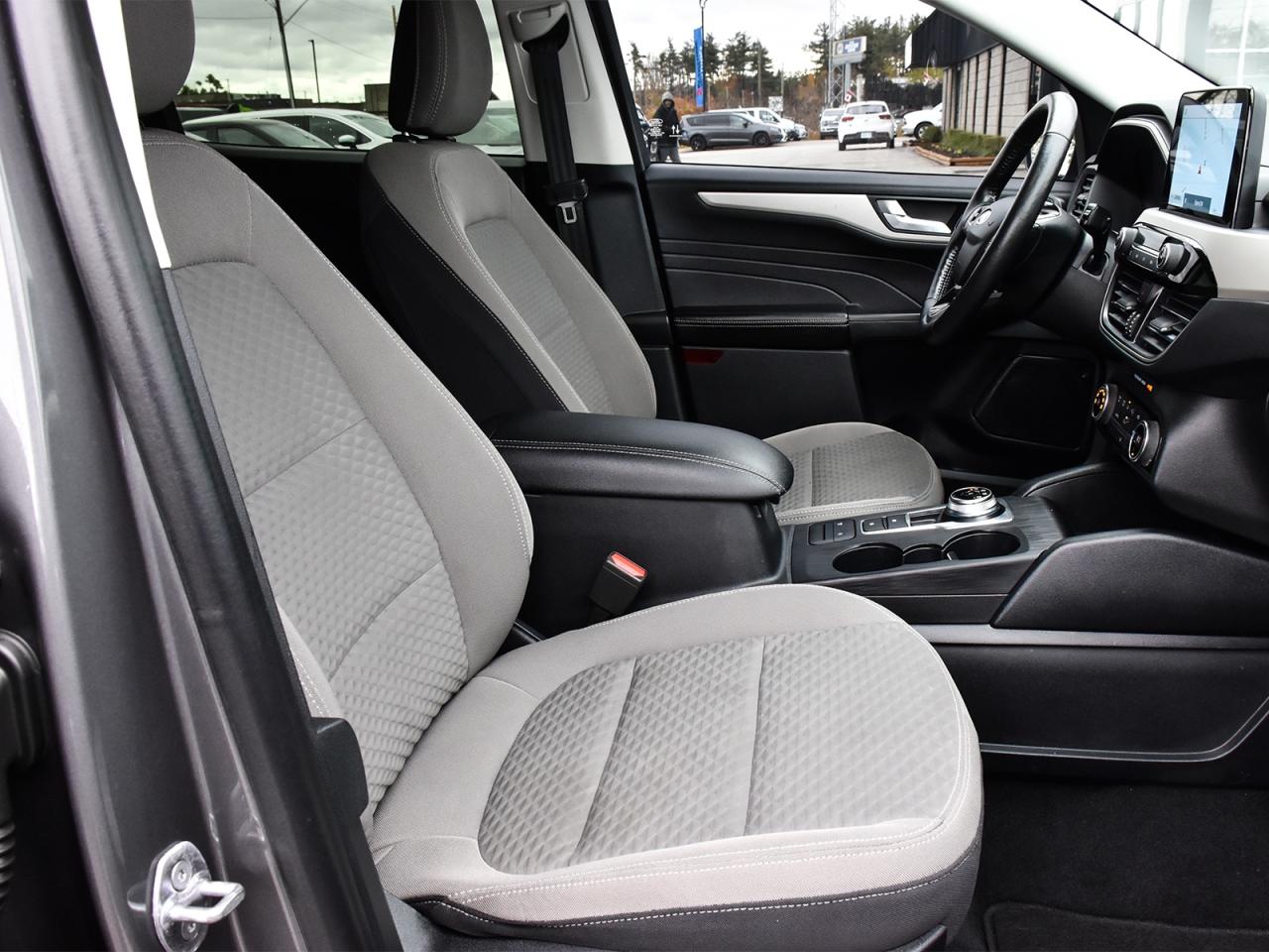 2021 Ford Escape SE AWD ~Nav ~Cam ~Heated Seats ~Bluetooth ~Alloys Photo