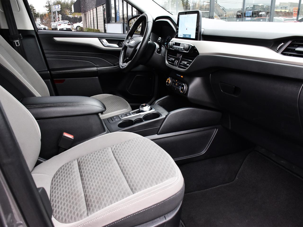 2021 Ford Escape SE AWD ~Nav ~Cam ~Heated Seats ~Bluetooth ~Alloys Photo