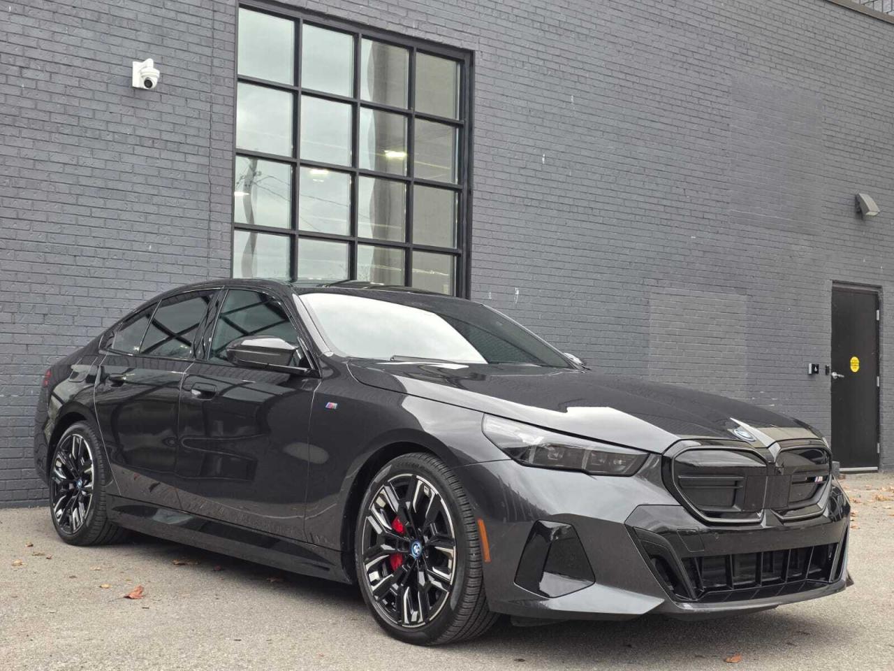 2025 BMW i5 M60 xDrive Sedan Photo