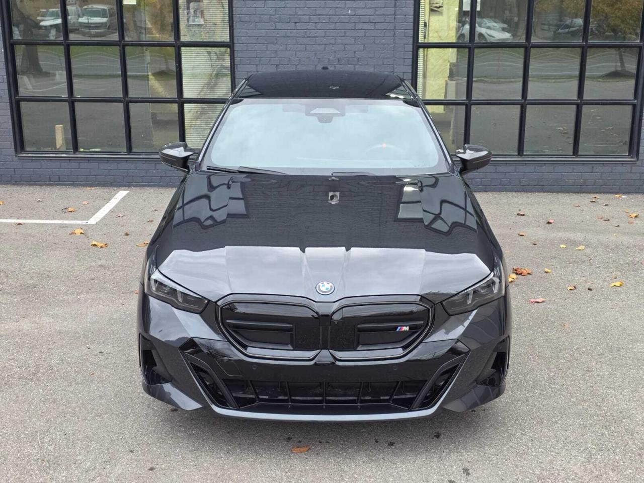 2025 BMW i5 M60 xDrive Sedan Photo3