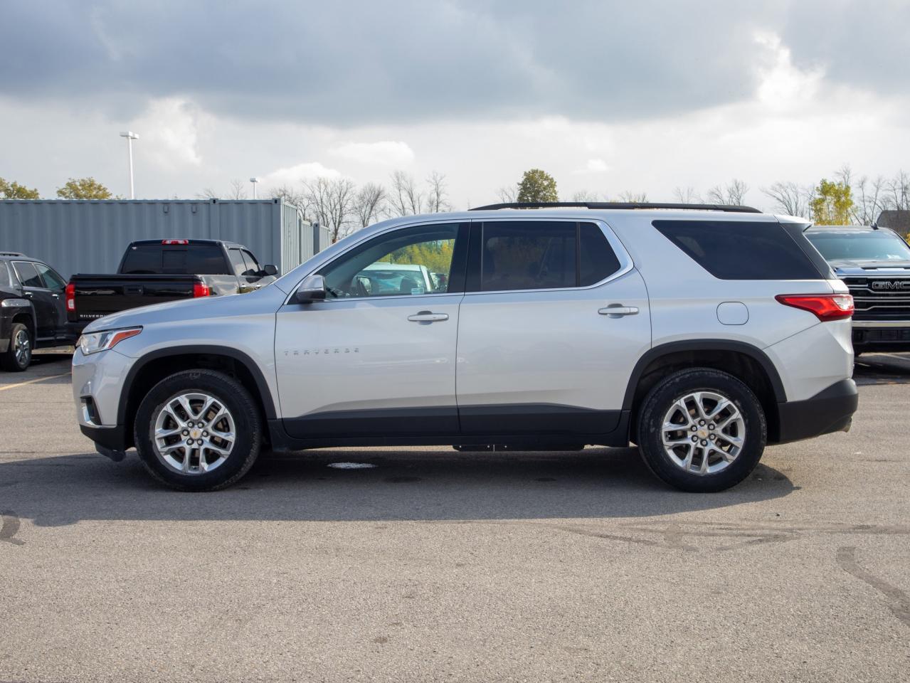 2021 Chevrolet Traverse LT Cloth - Passenger Sensing System Photo