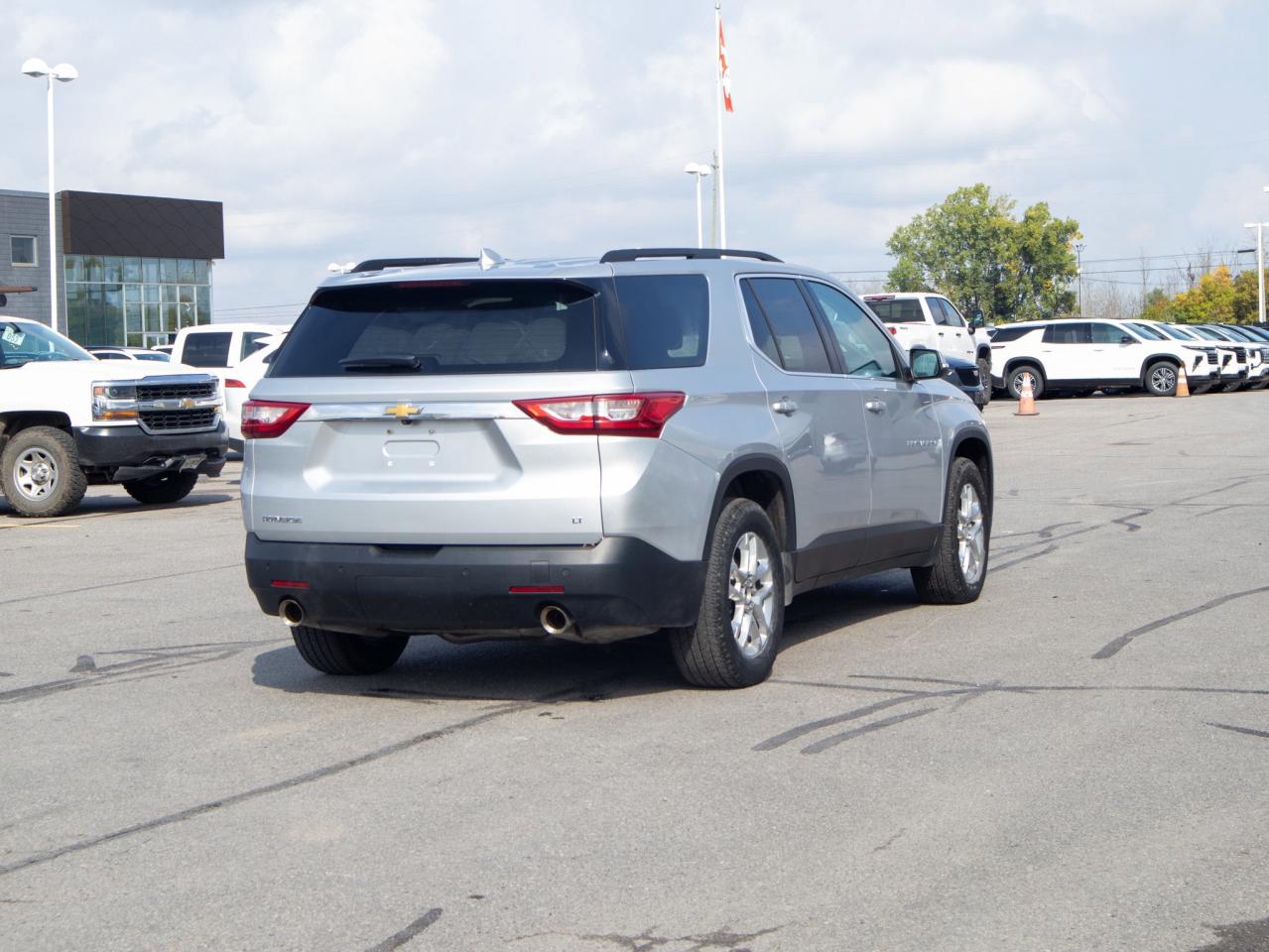 2021 Chevrolet Traverse LT Cloth - Passenger Sensing System Photo