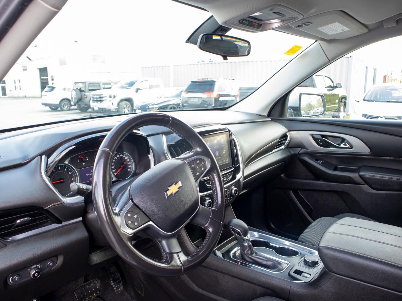 2021 Chevrolet Traverse LT Cloth - Passenger Sensing System Photo