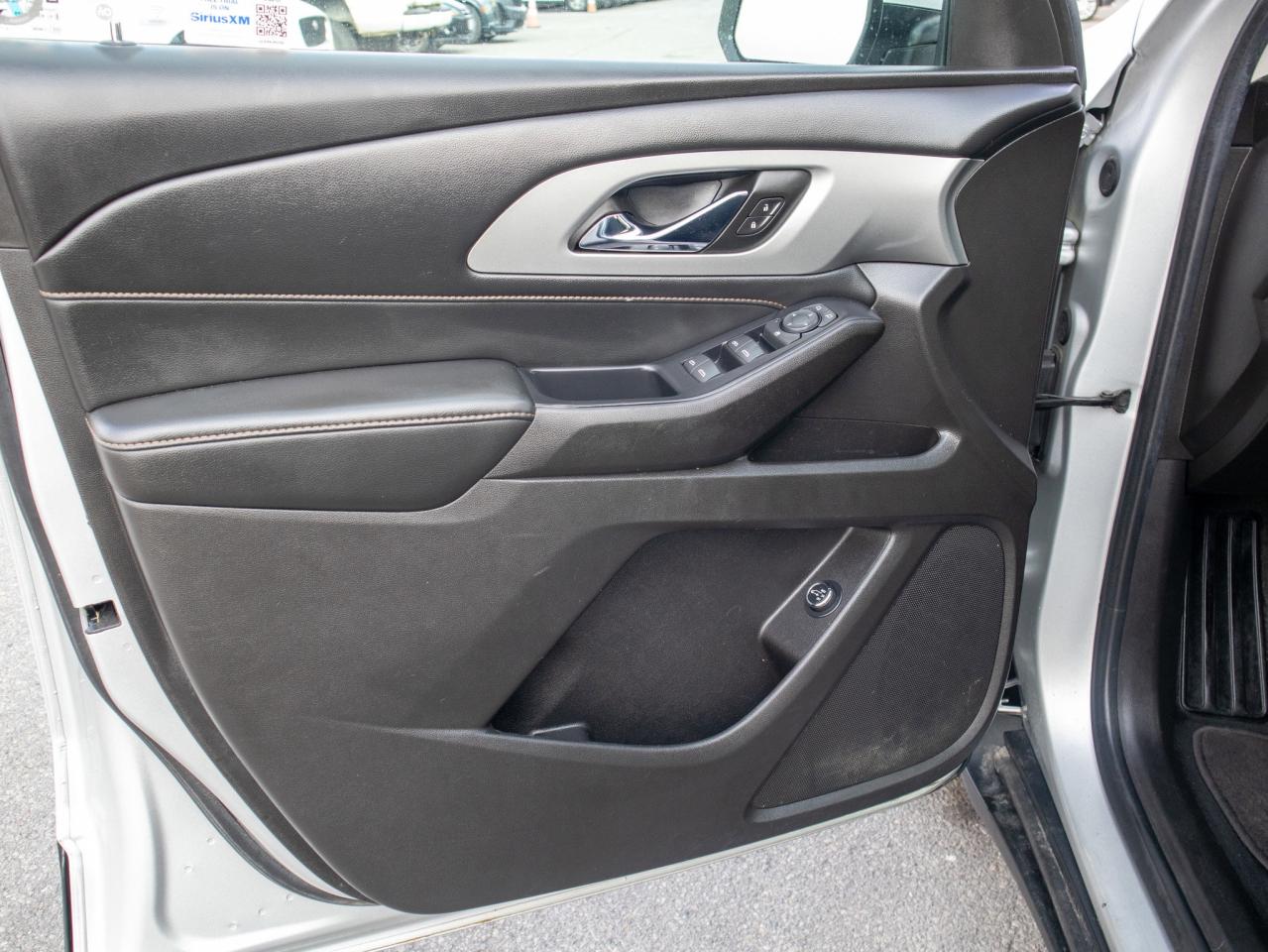 2021 Chevrolet Traverse LT Cloth - Passenger Sensing System Photo