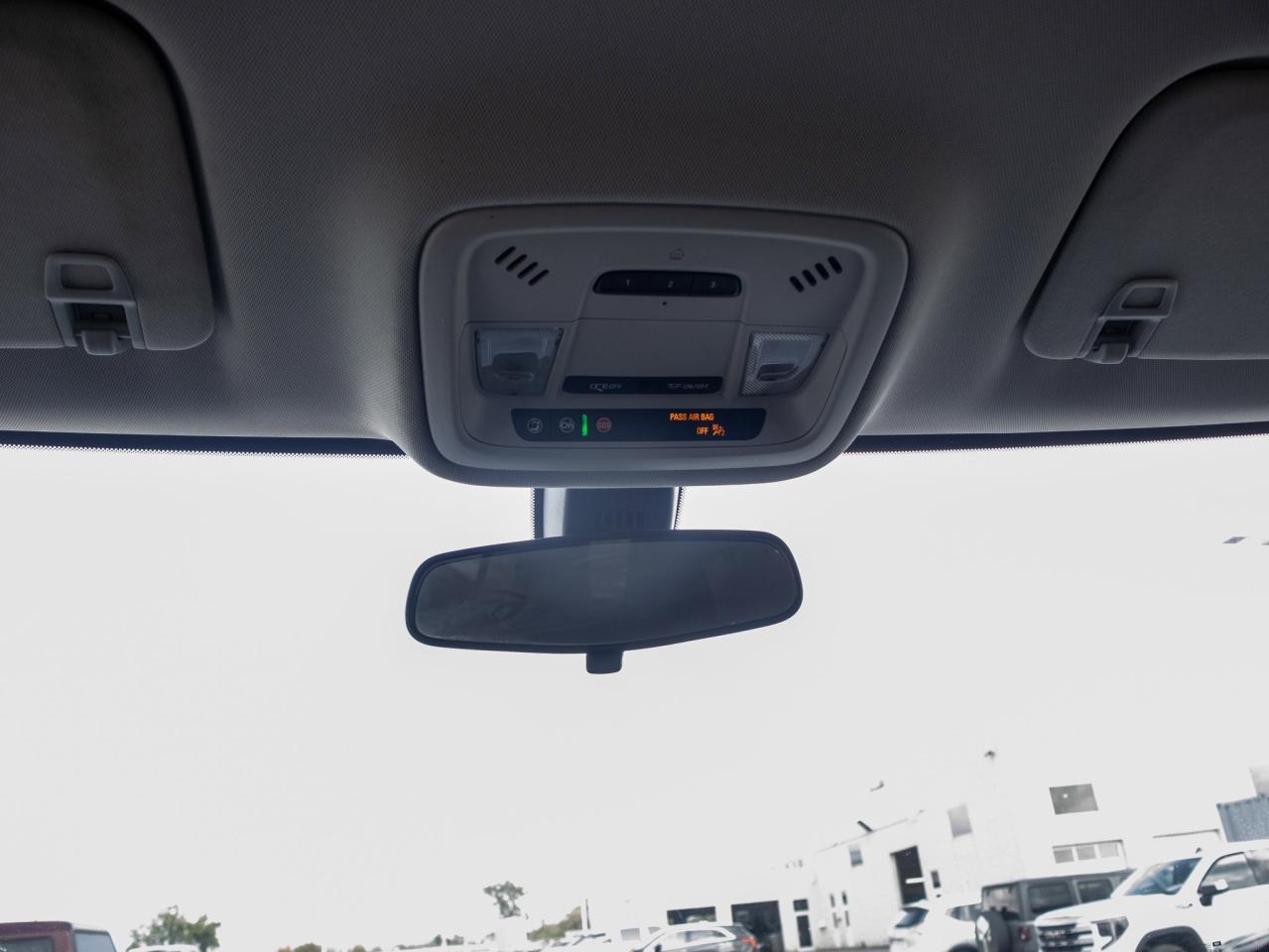 2021 Chevrolet Traverse LT Cloth - Passenger Sensing System Photo