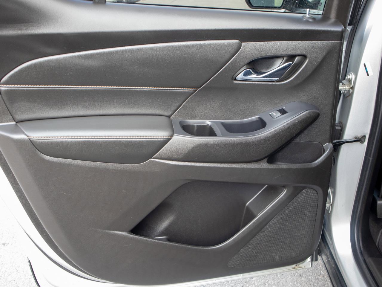 2021 Chevrolet Traverse LT Cloth - Passenger Sensing System Photo