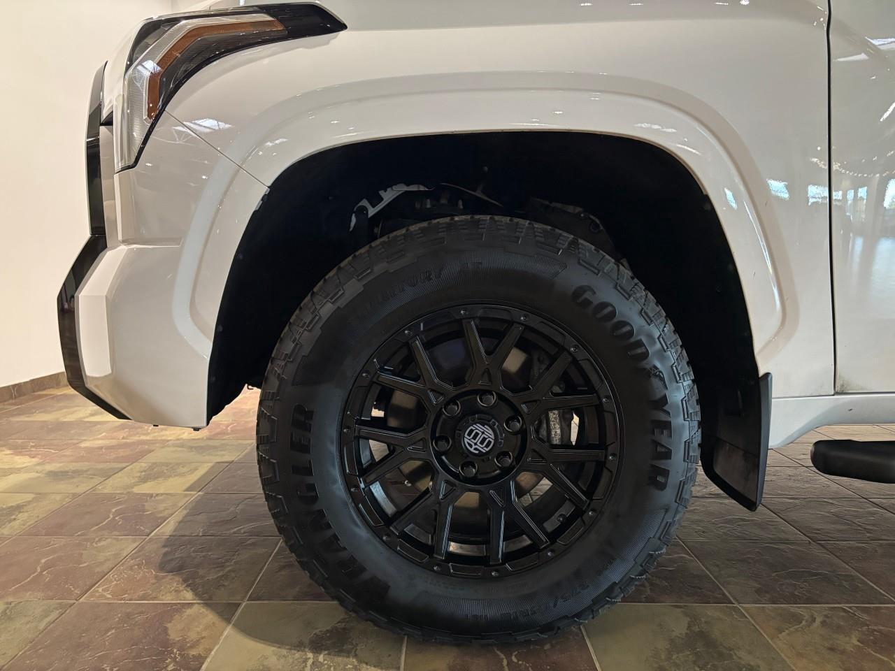 2023 Toyota Tundra SR Photo