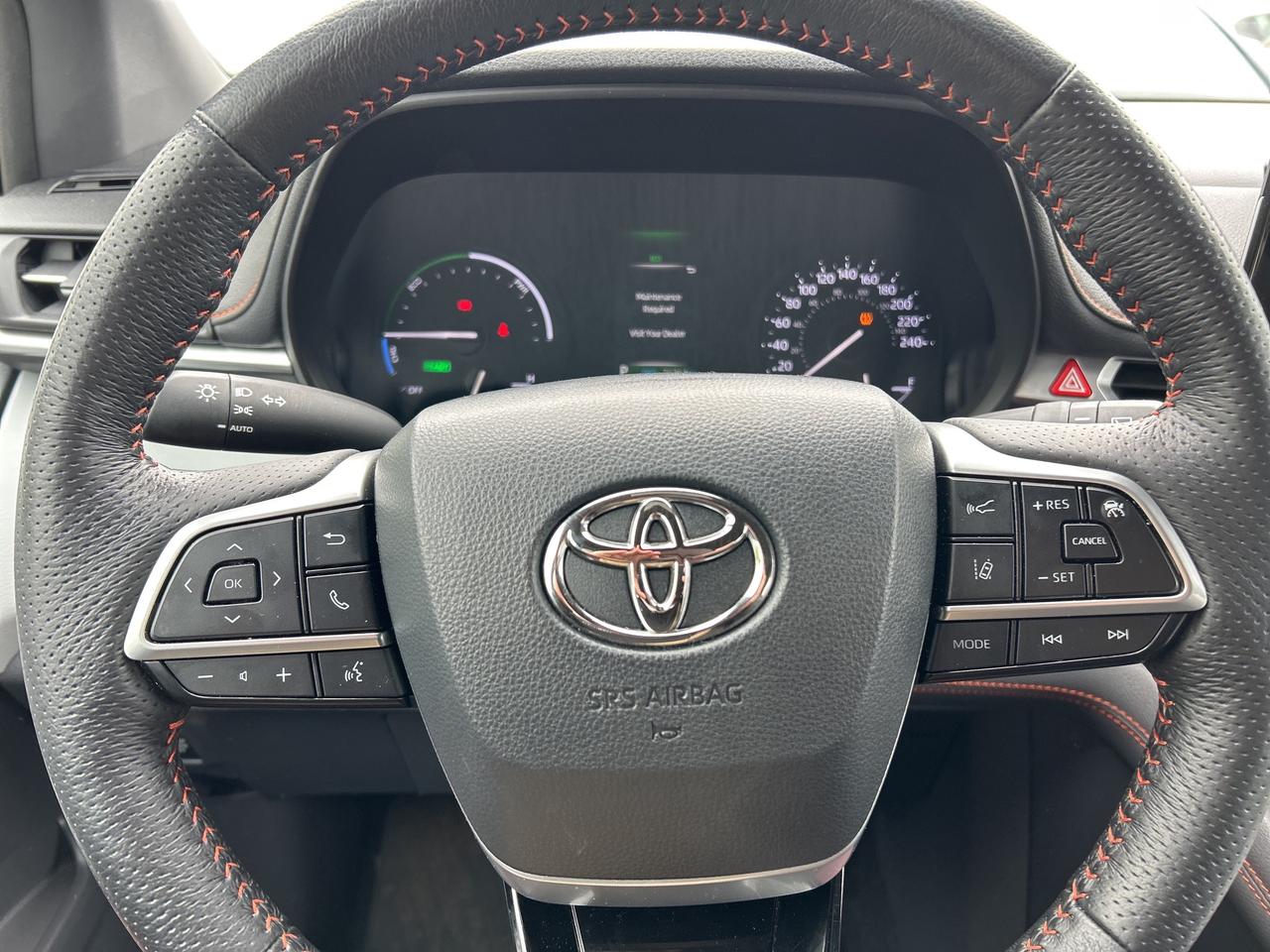 2021 Toyota Sienna XSE 7-PASS, HYBRID, CLEAN CARFAX, SUNROOF, LEATHER Photo