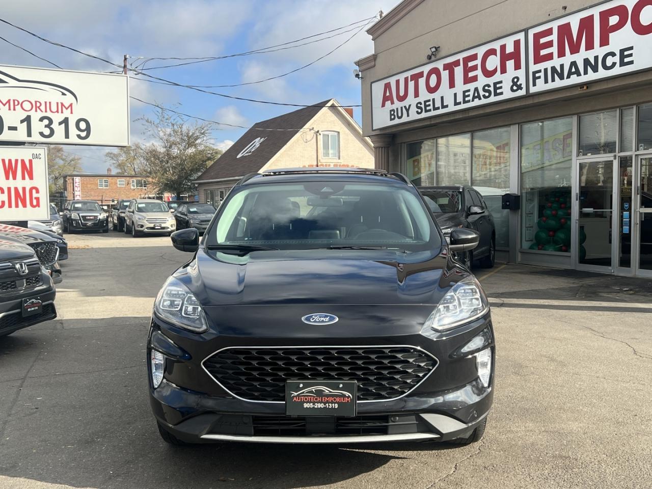2021 Ford Escape TITANIUM AWD   Leather   Pano Roof   Navi Photo