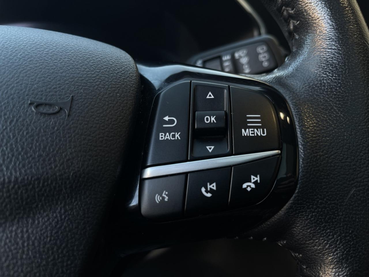 2021 Ford Escape TITANIUM AWD   Leather   Pano Roof   Navi Photo