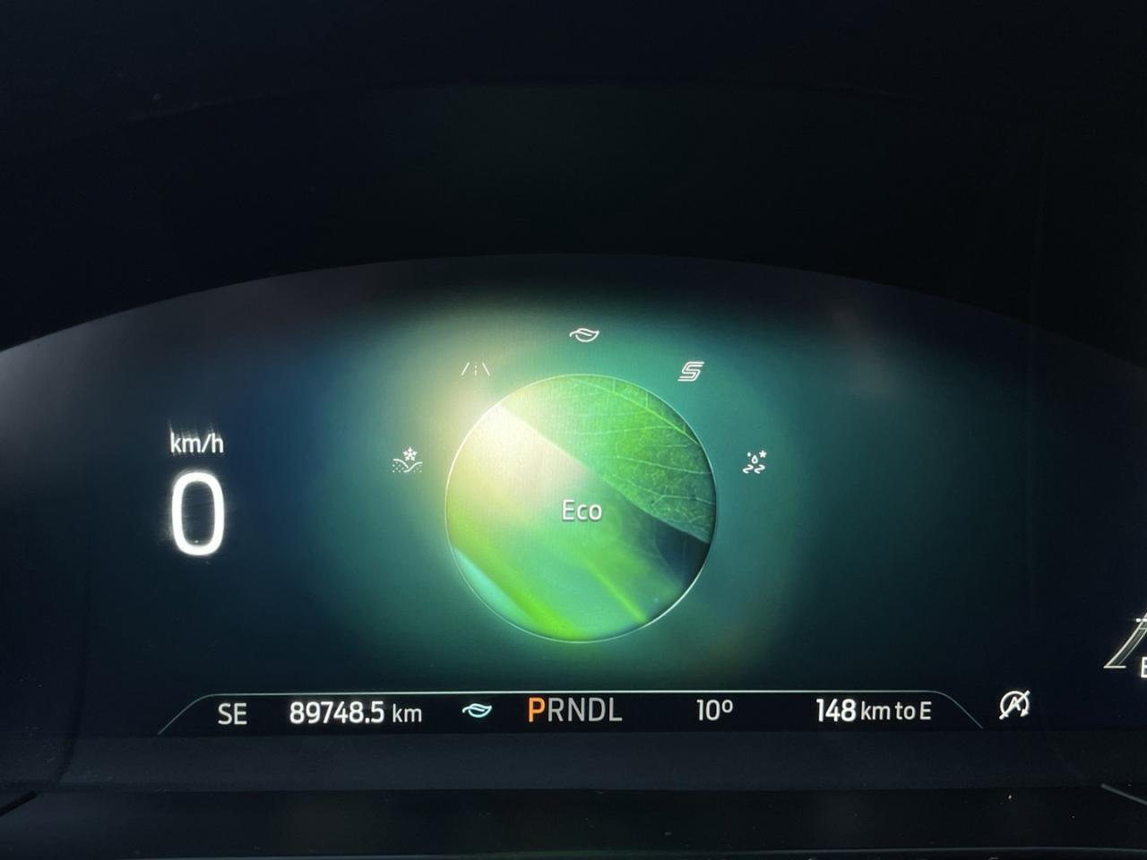 2021 Ford Escape TITANIUM AWD   Leather   Pano Roof   Navi Photo